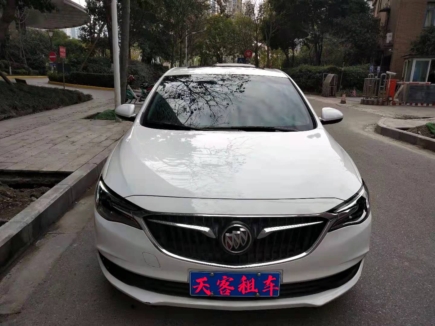 英朗