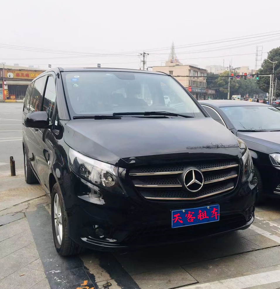 奔驰威霆